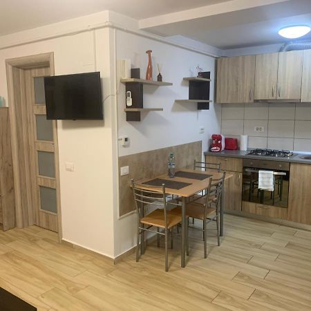 Studio Militari Residence Mr_1 Roşu Zewnętrze zdjęcie