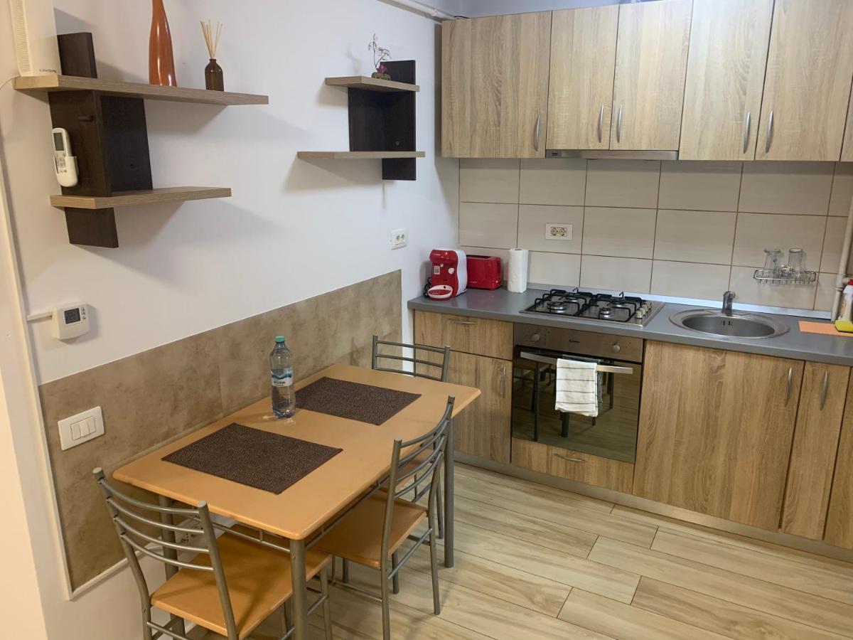 Studio Militari Residence Mr_1 Roşu Zewnętrze zdjęcie